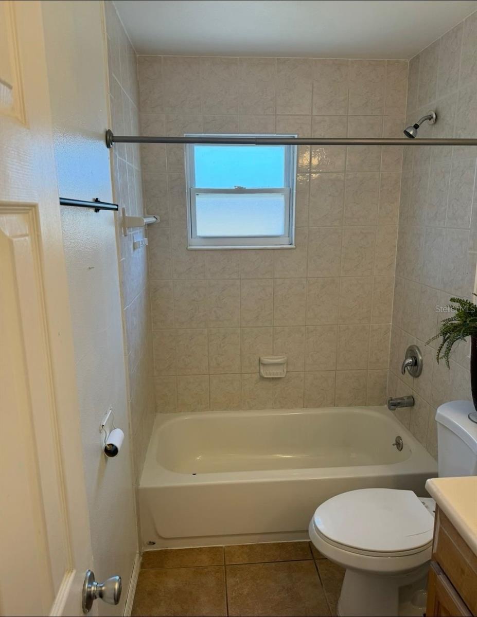 Image 10 of 13 For 3004 Oaklawn Avenue B