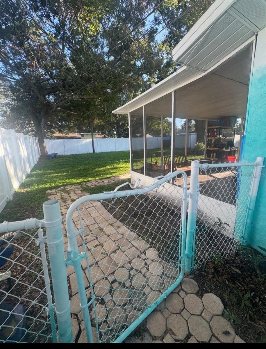 Image 11 of 13 For 3004 Oaklawn Avenue B