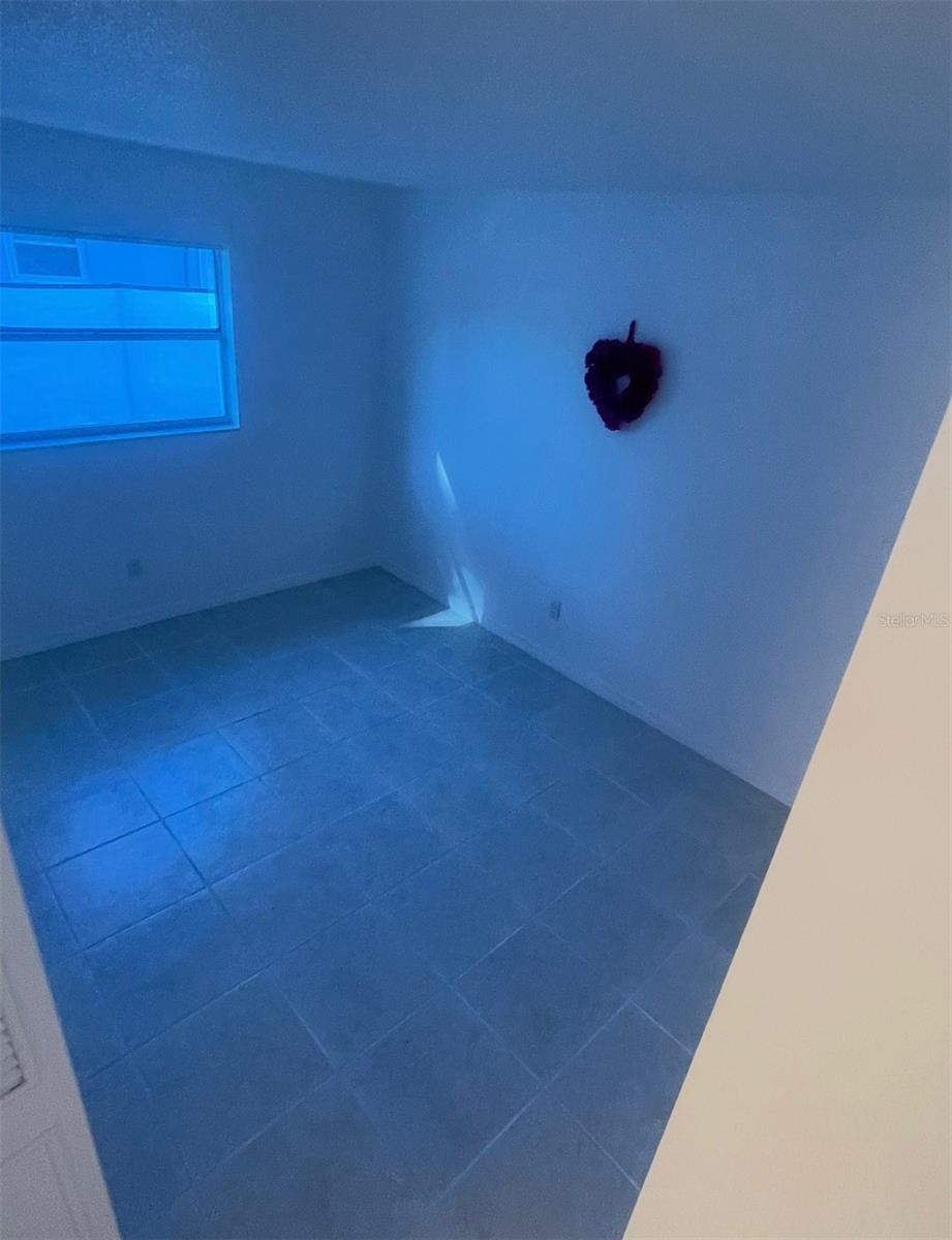 Image 5 of 13 For 3004 Oaklawn Avenue B