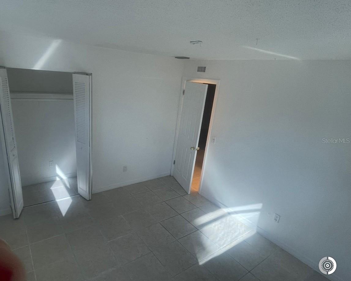 Image 8 of 13 For 3004 Oaklawn Avenue B