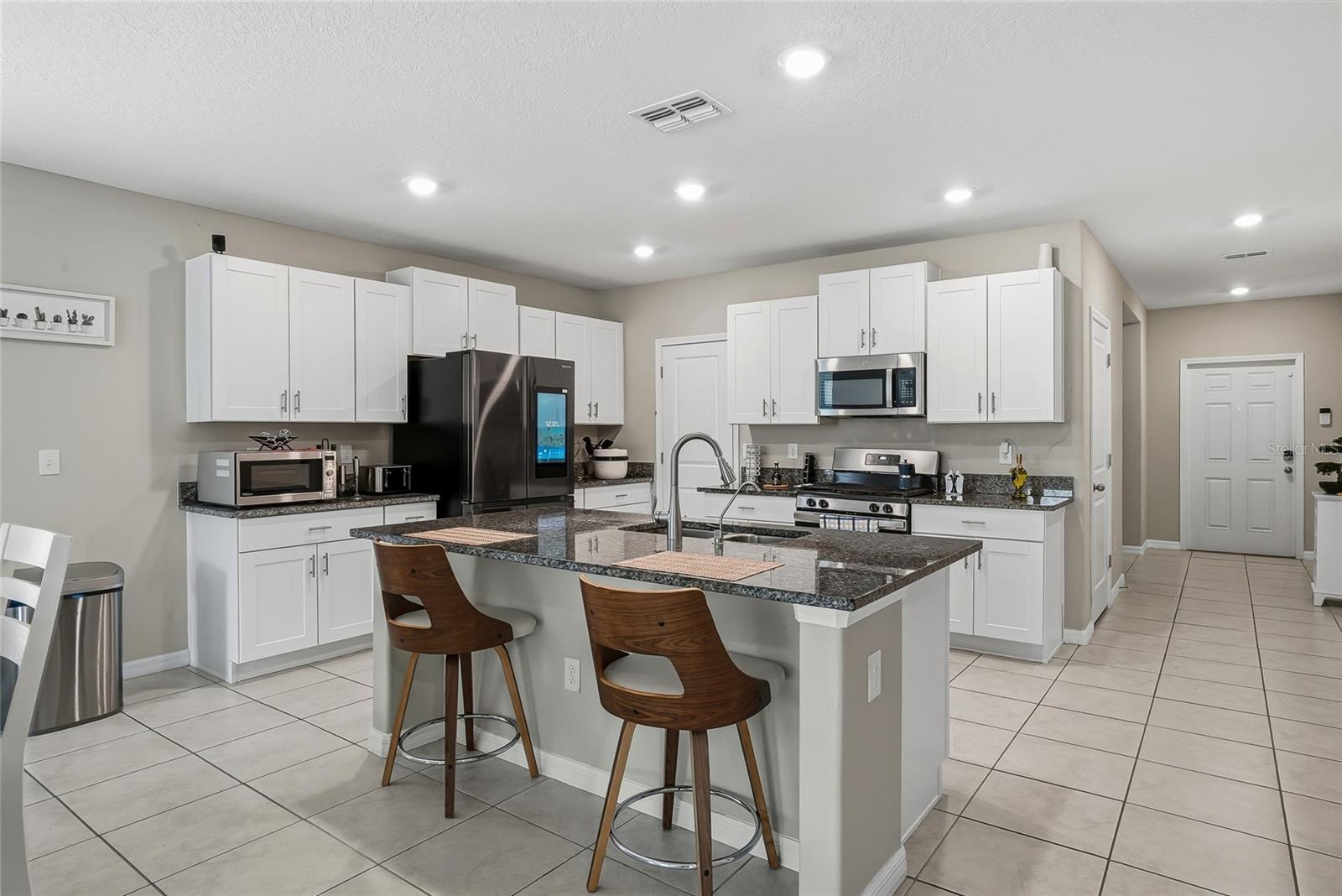 Image 11 of 46 For 5431 Amaryllis Garden Street