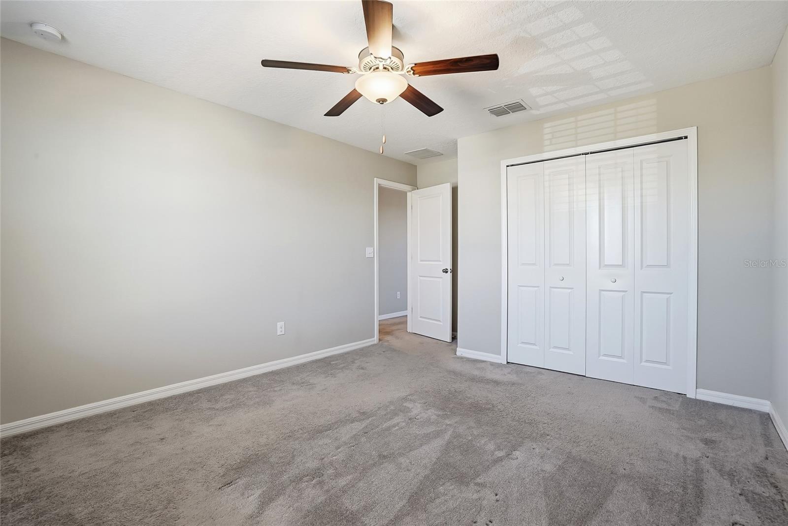 Image 28 of 46 For 5431 Amaryllis Garden Street