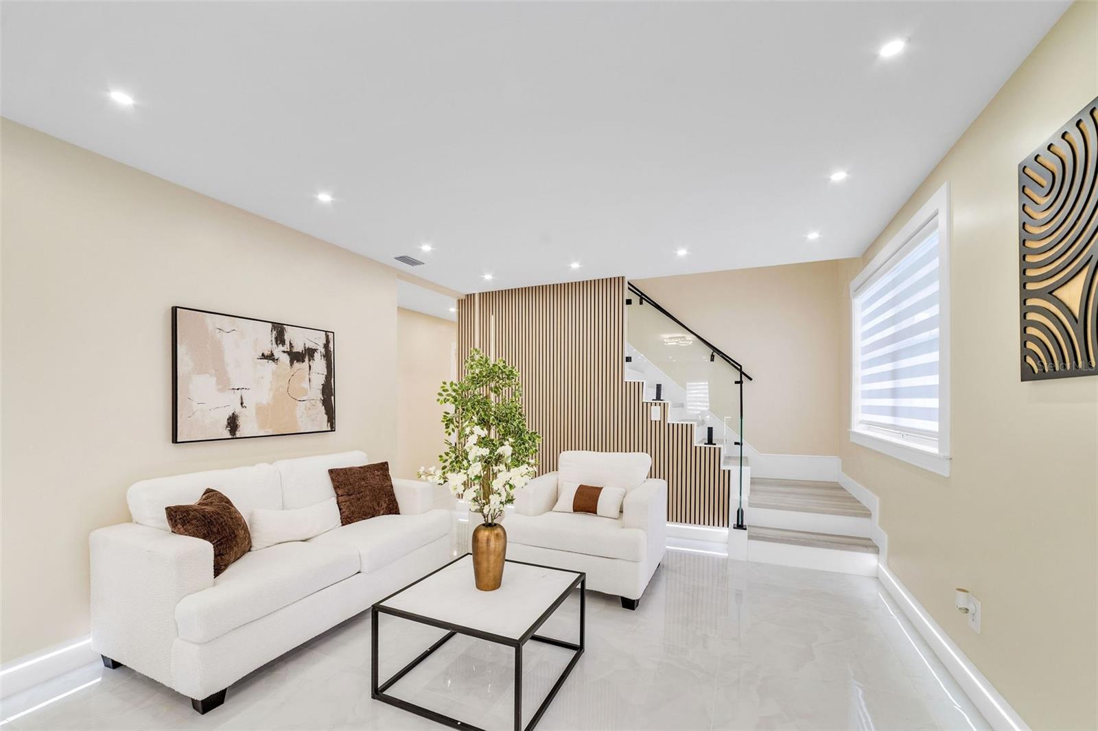 Image 16 of 96 For 4518 Idlewild Avenue