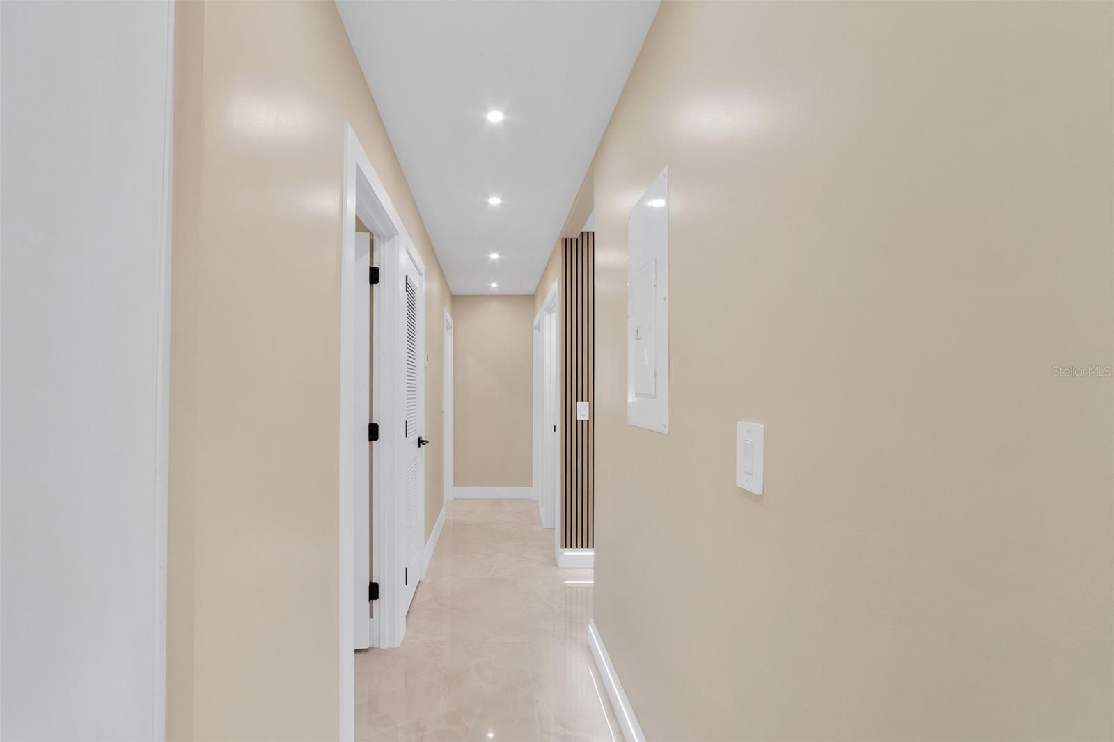 Image 19 of 96 For 4518 Idlewild Avenue