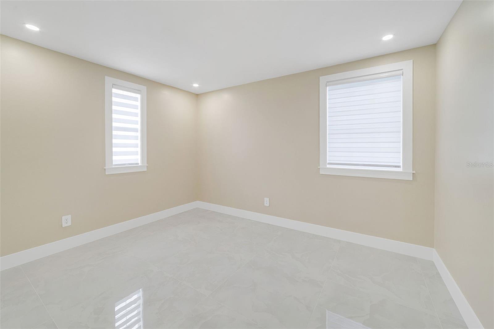 Image 26 of 96 For 4518 Idlewild Avenue