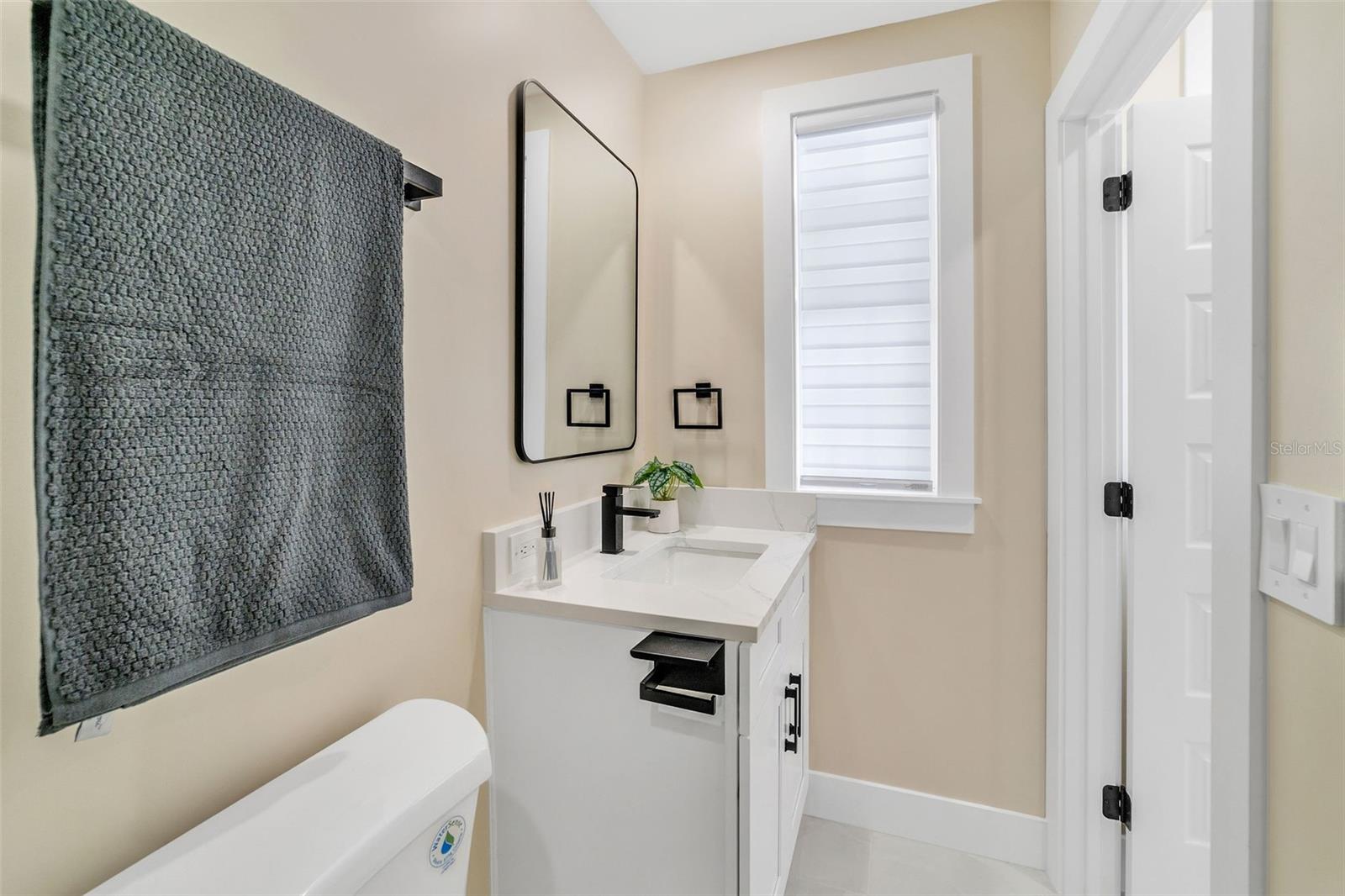 Image 33 of 96 For 4518 Idlewild Avenue