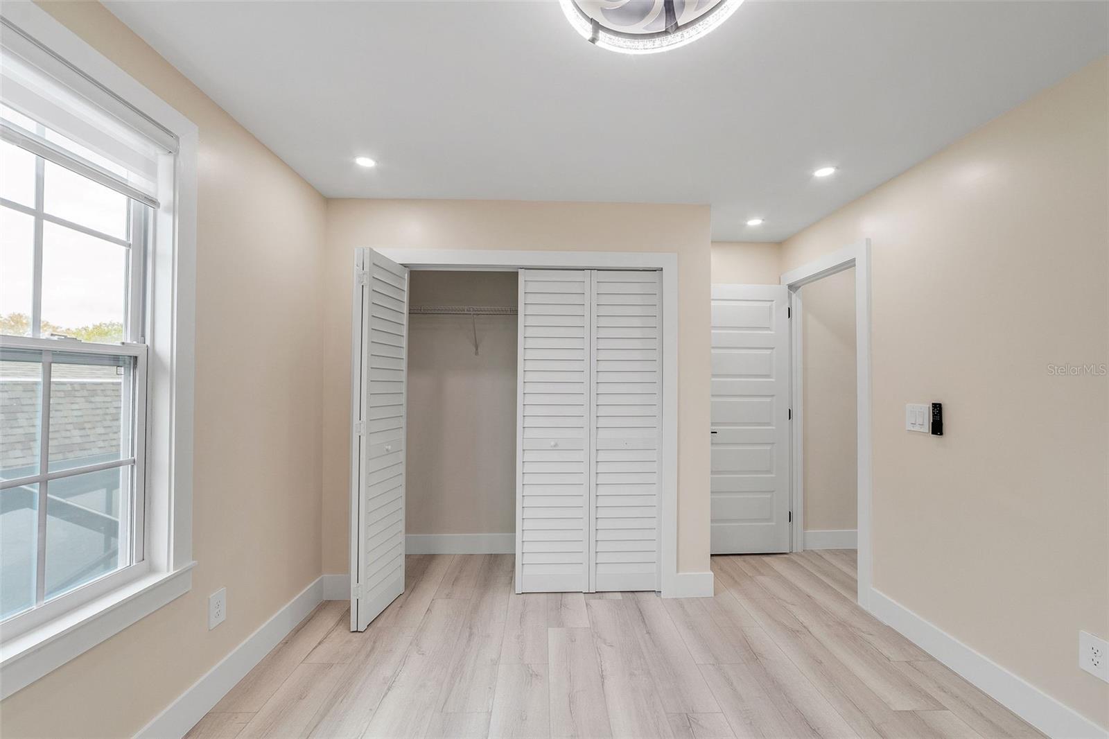 Image 46 of 96 For 4518 Idlewild Avenue