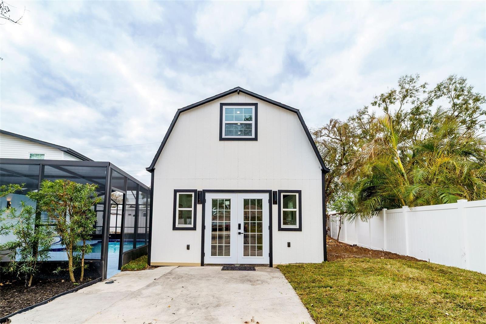 Image 54 of 96 For 4518 Idlewild Avenue