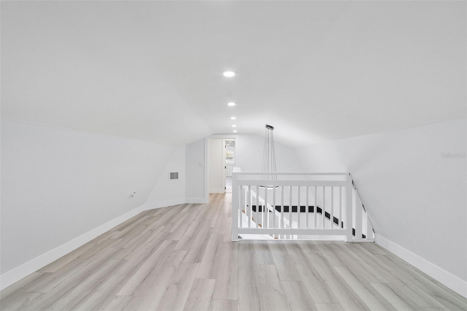 Image 72 of 96 For 4518 Idlewild Avenue