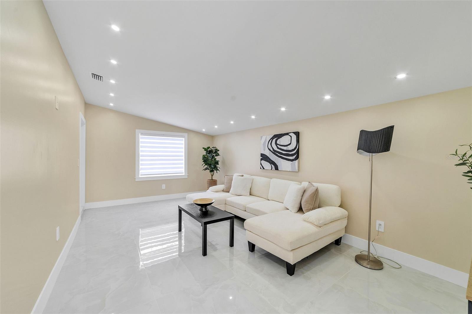 Image 85 of 96 For 4518 Idlewild Avenue