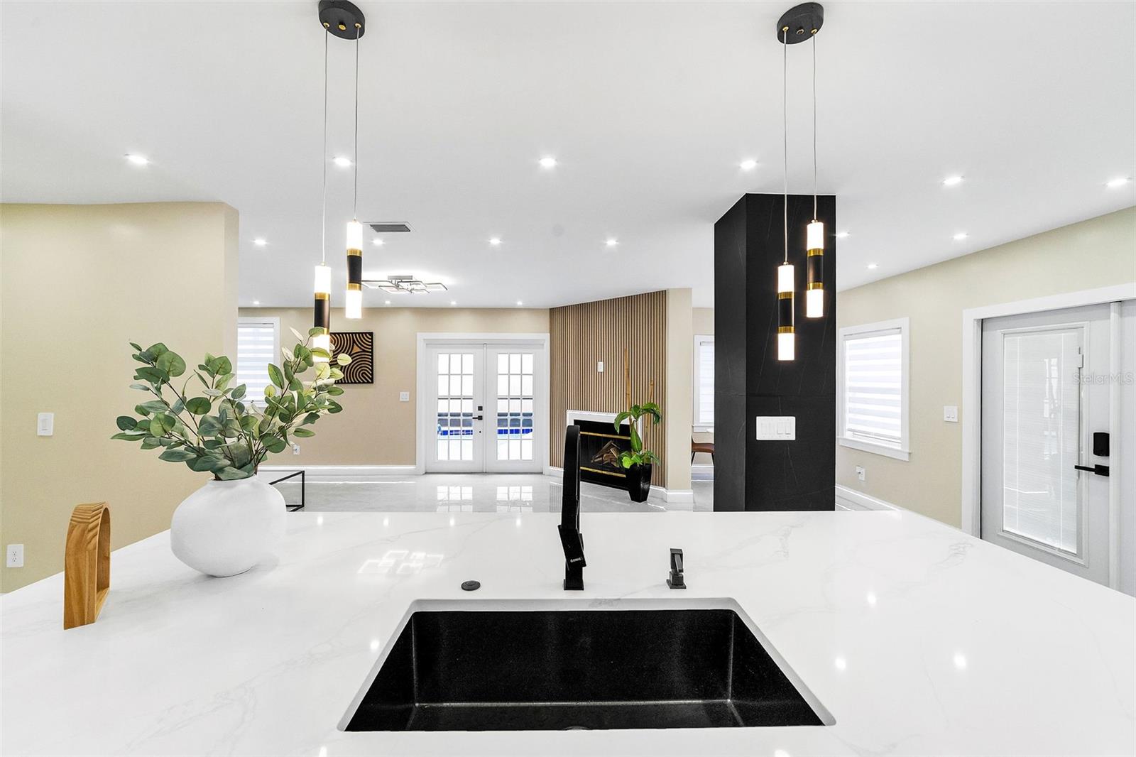 Image 89 of 96 For 4518 Idlewild Avenue