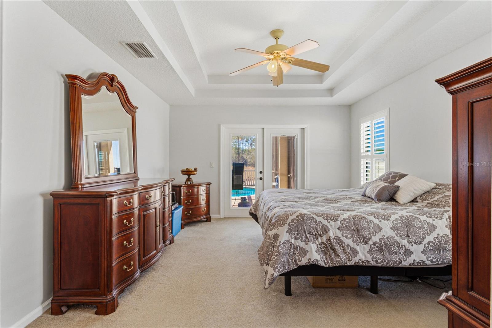 Image 29 of 53 For 574 Whitfield Road