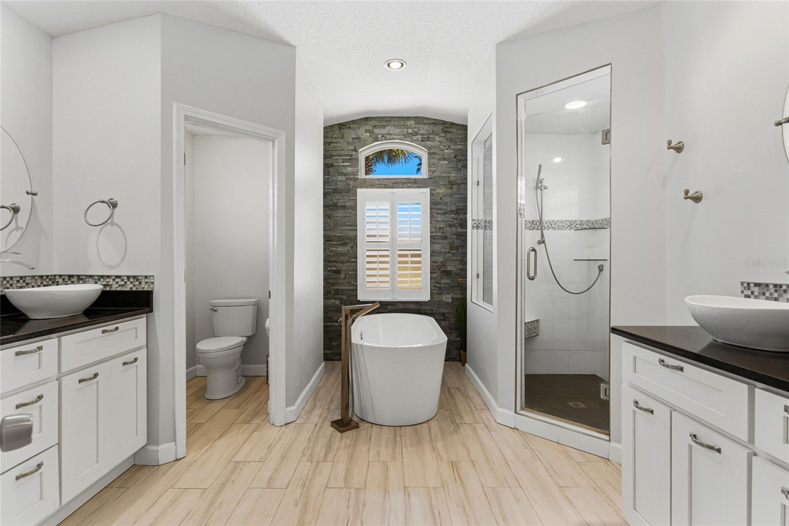 Image 32 of 53 For 574 Whitfield Road