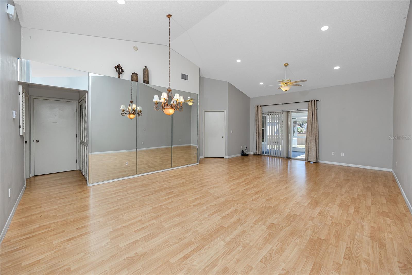 Image 3 of 31 For 2411 Bentley Drive 2411