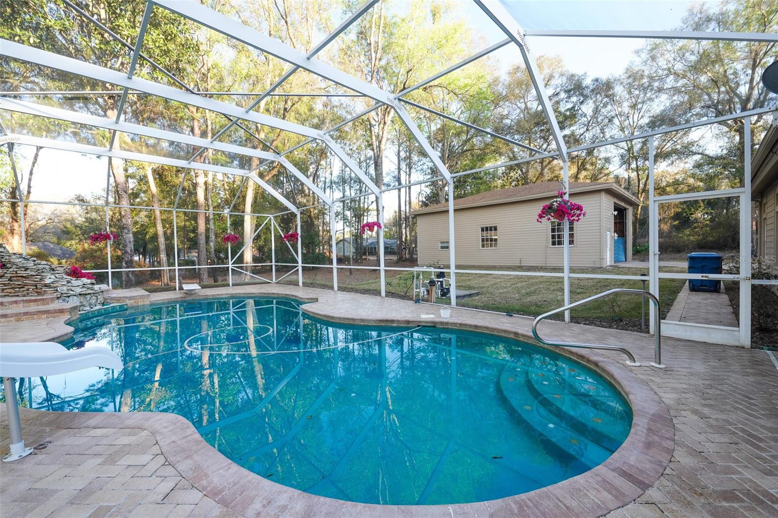 Image 22 of 54 For 13044 Bridle Path