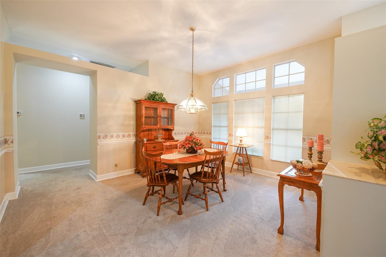 Image 30 of 54 For 13044 Bridle Path