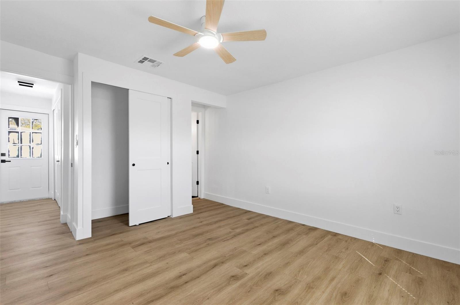 Image 20 of 47 For 1448 Belcher Road S