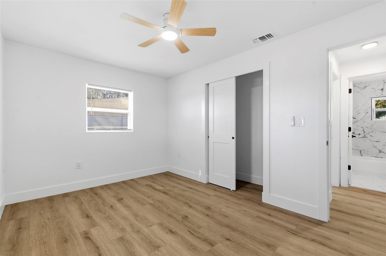 Image 26 of 47 For 1448 Belcher Road S