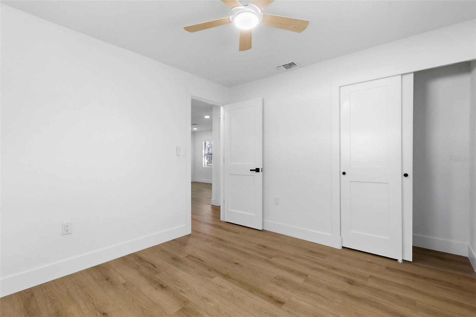 Image 30 of 47 For 1448 Belcher Road S