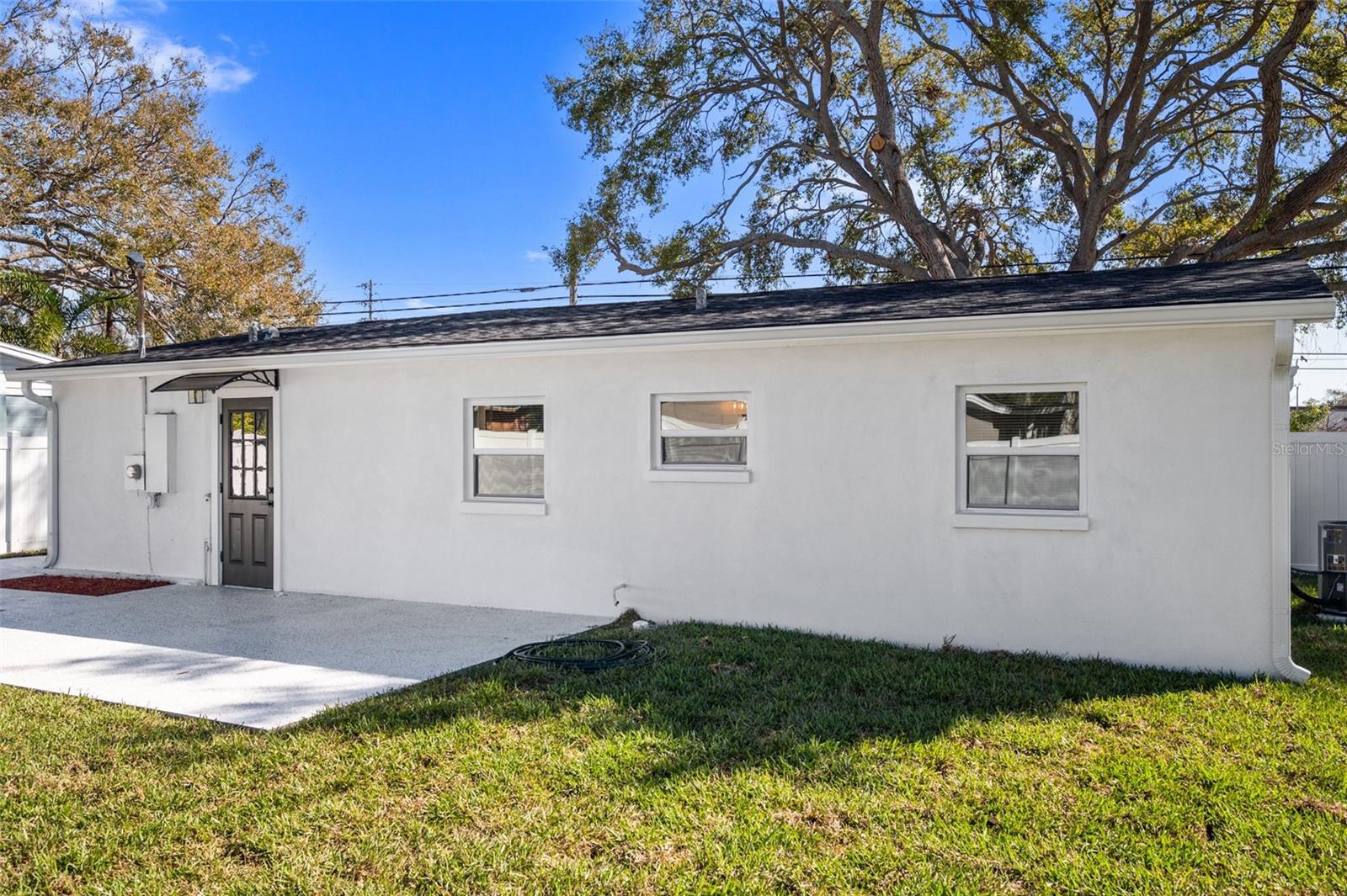 Image 35 of 47 For 1448 Belcher Road S