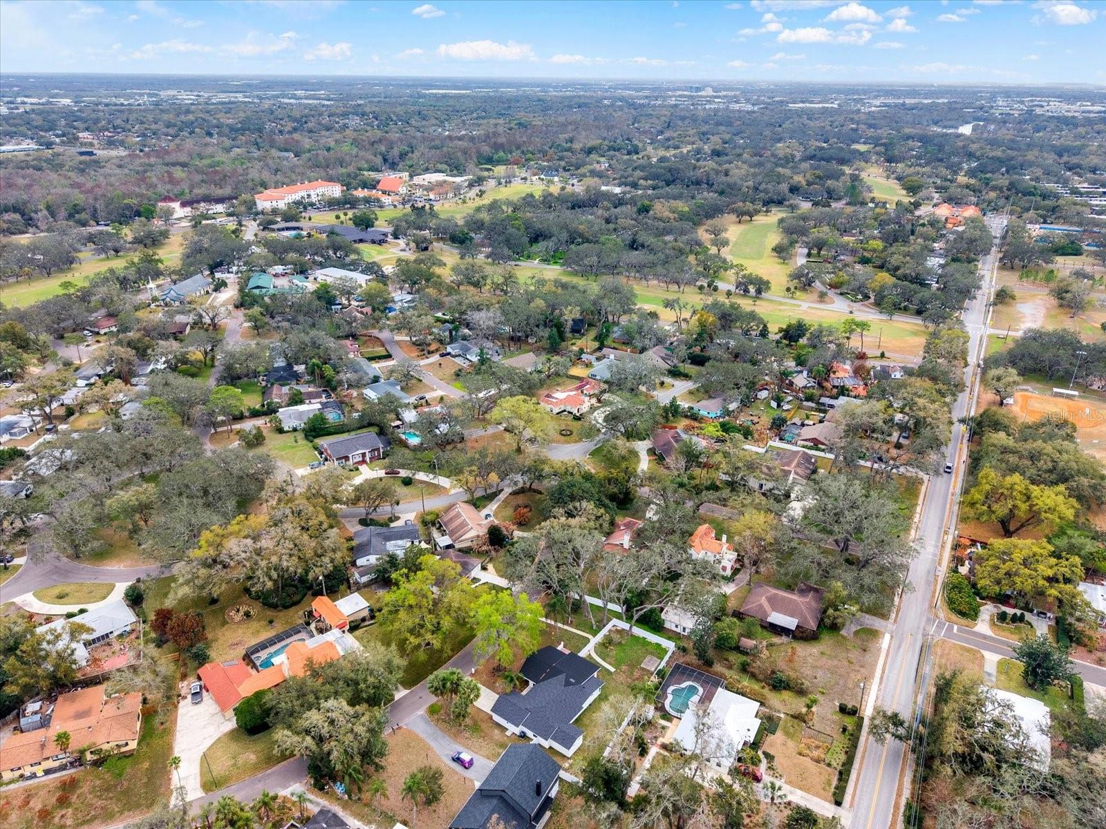 Listing photo id 30 for 222 Willowick Avenue