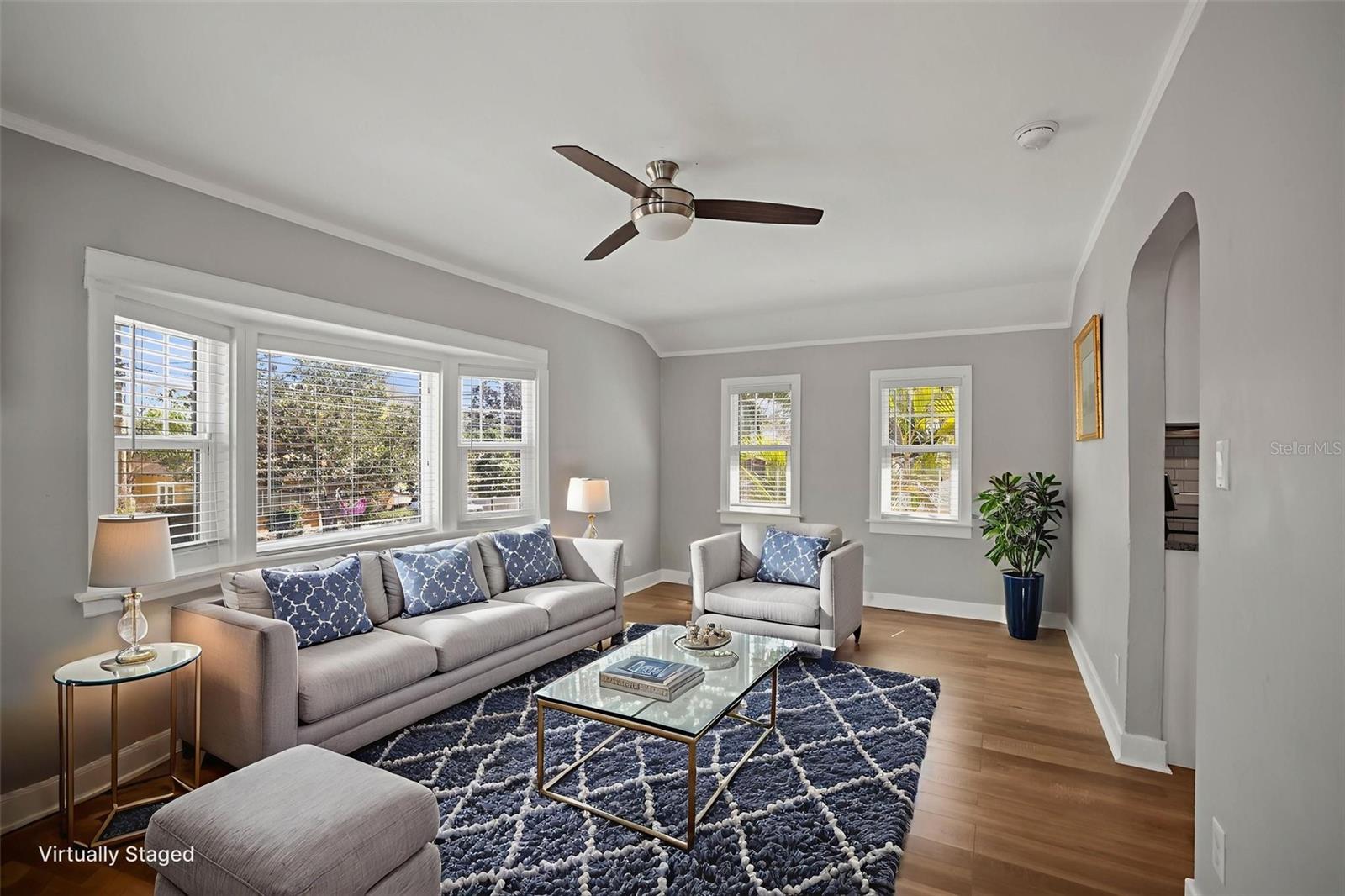 Listing photo id 50 for 800 18th Avenue N