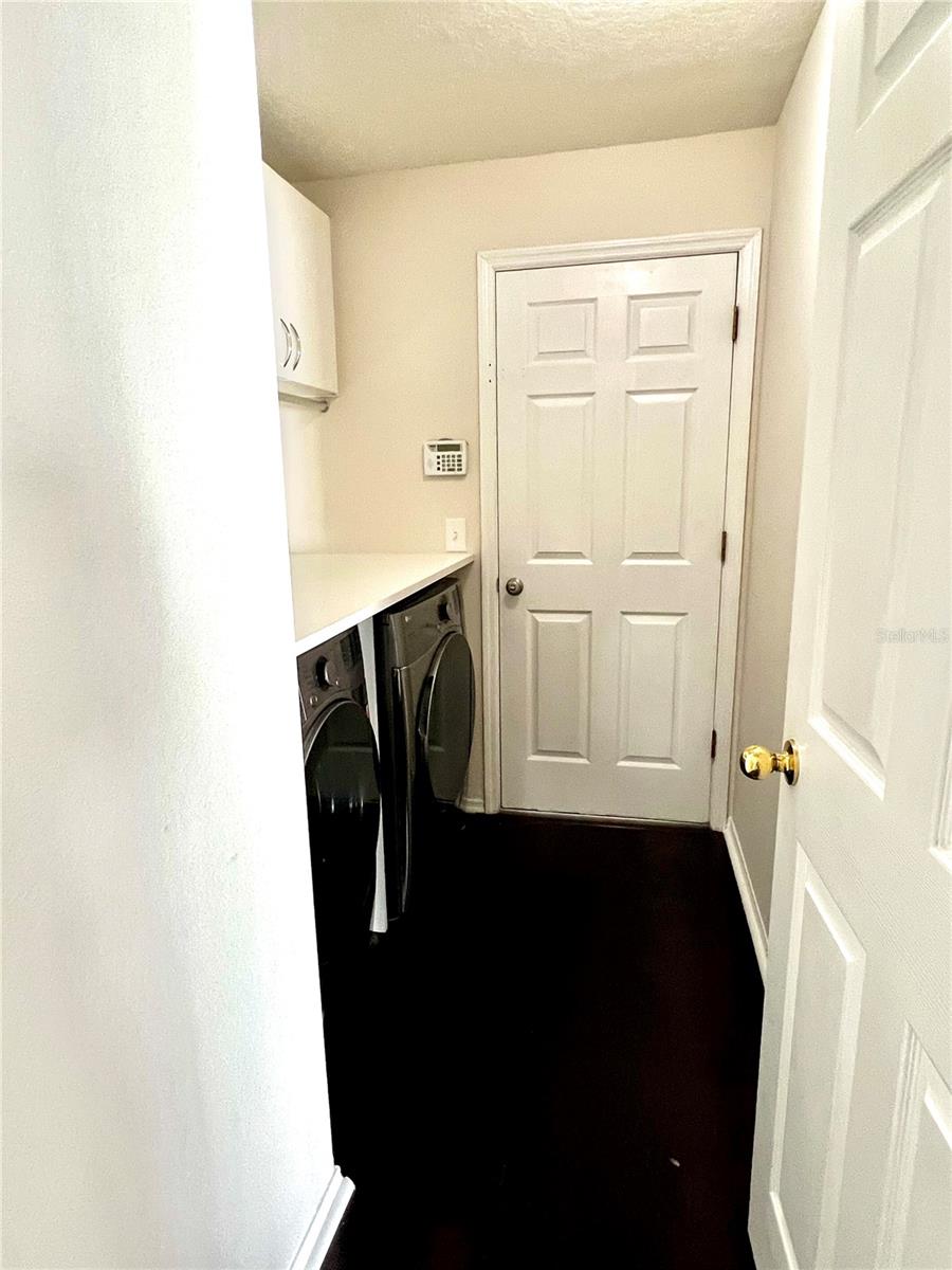 Image 11 of 25 For 18916 Randall Place