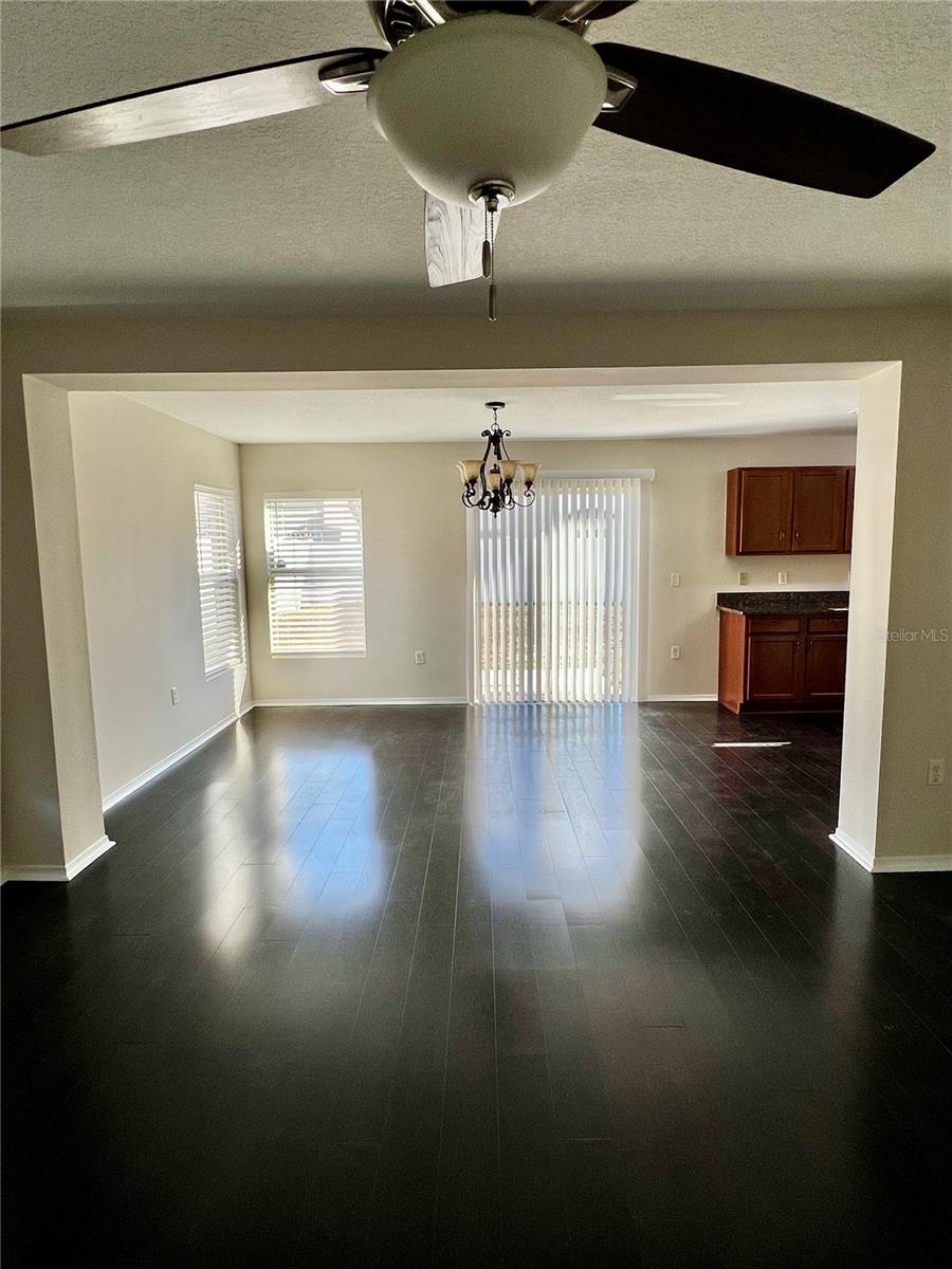 Image 5 of 25 For 18916 Randall Place