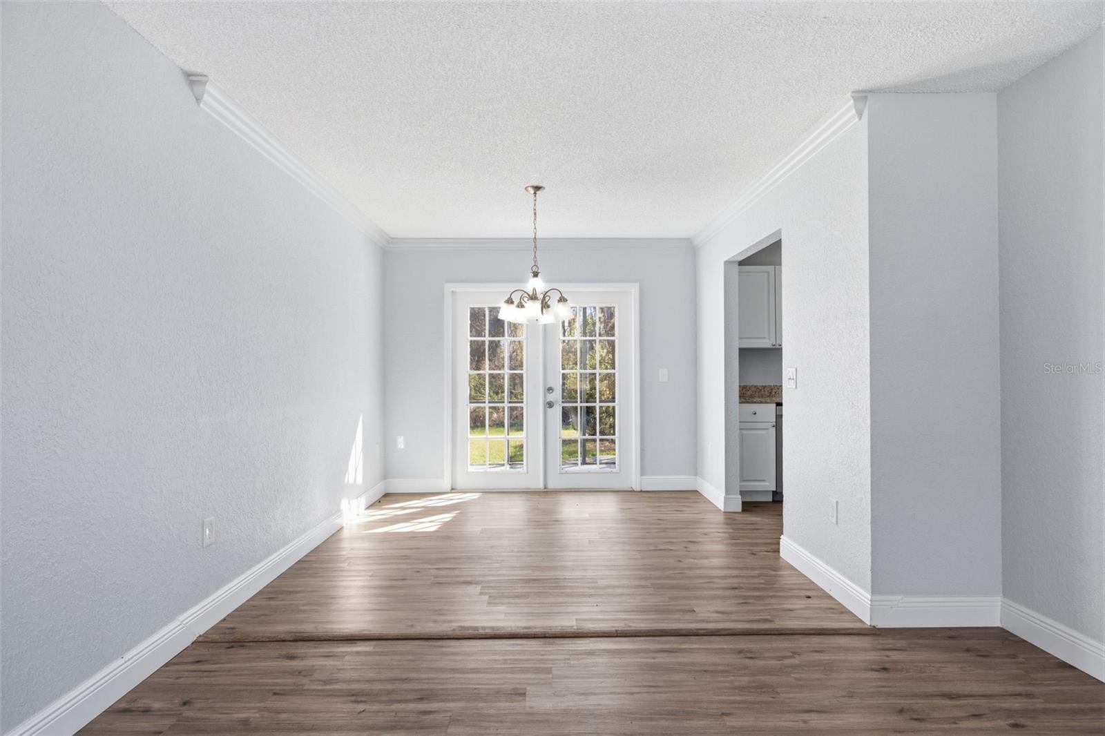 Image 16 of 45 For 33710 Linda Lane