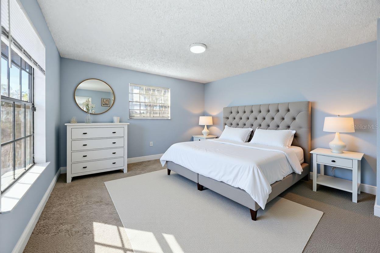 Image 31 of 45 For 33710 Linda Lane