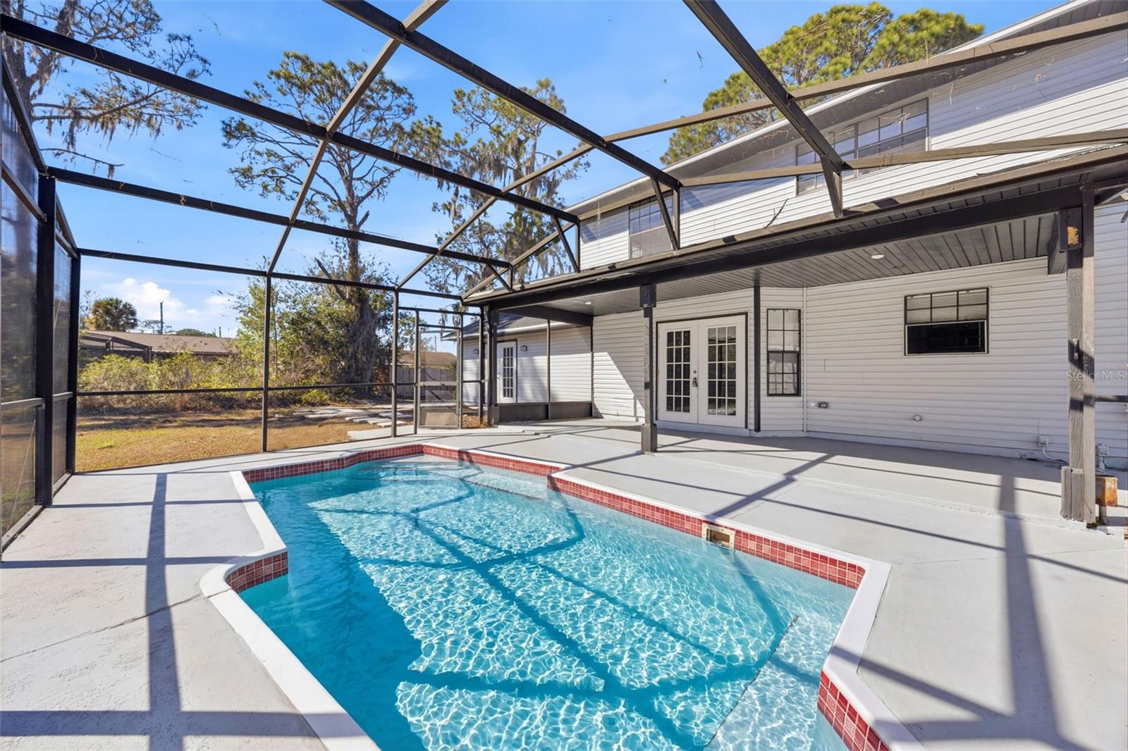 Image 4 of 45 For 33710 Linda Lane