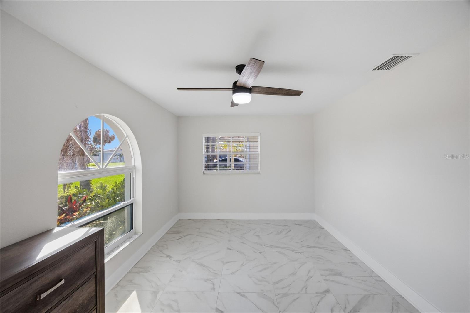 Image 21 of 43 For 1801 Bayou Grande Boulevard Ne