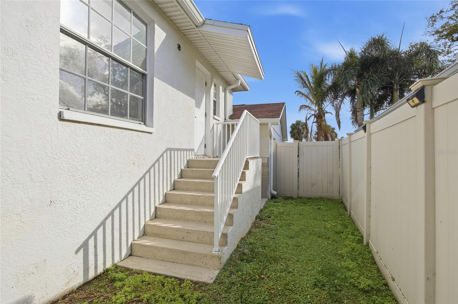 Image 34 of 43 For 1801 Bayou Grande Boulevard Ne