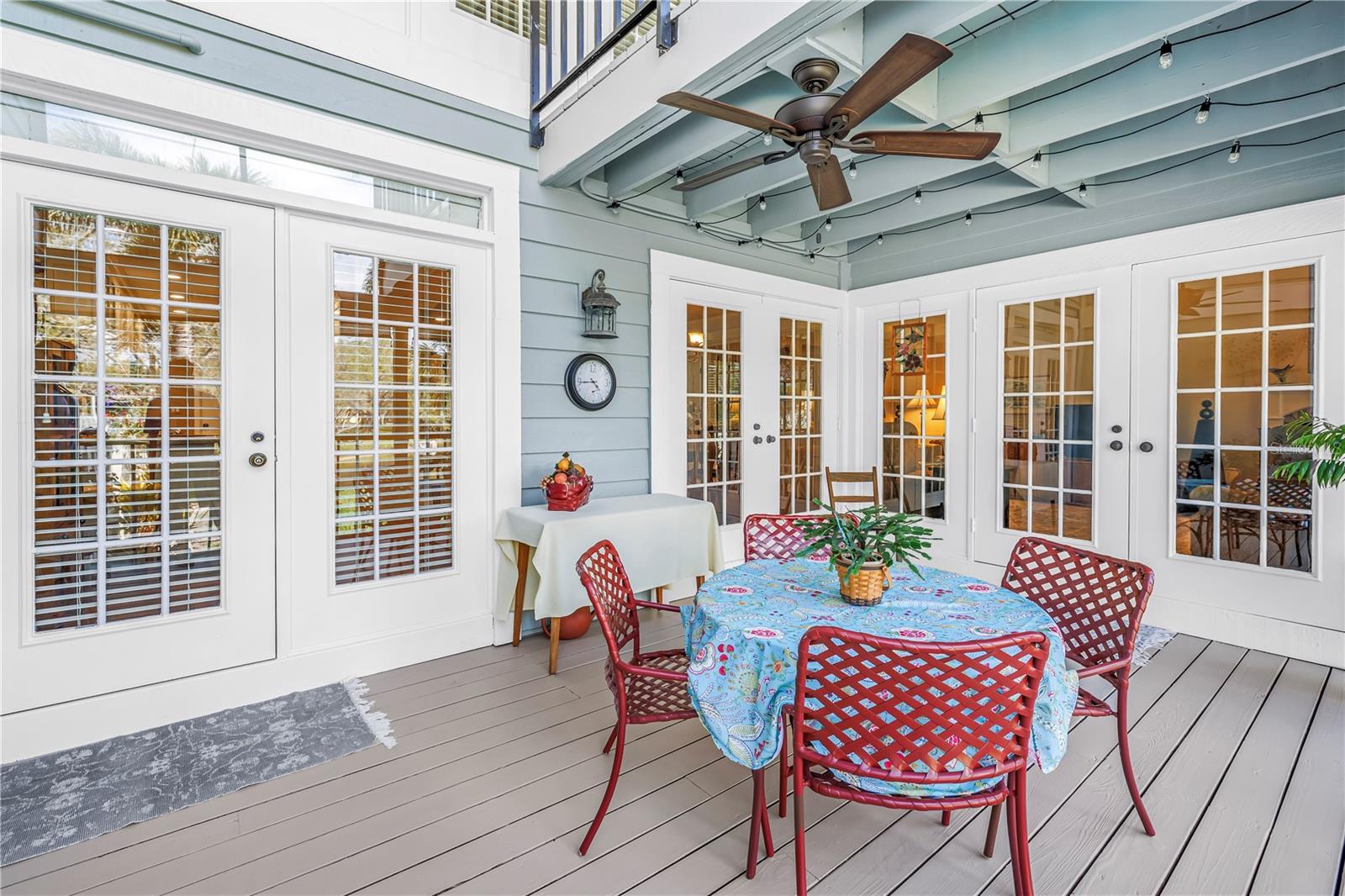 Image 16 of 41 For 812 Amelia Court Ne