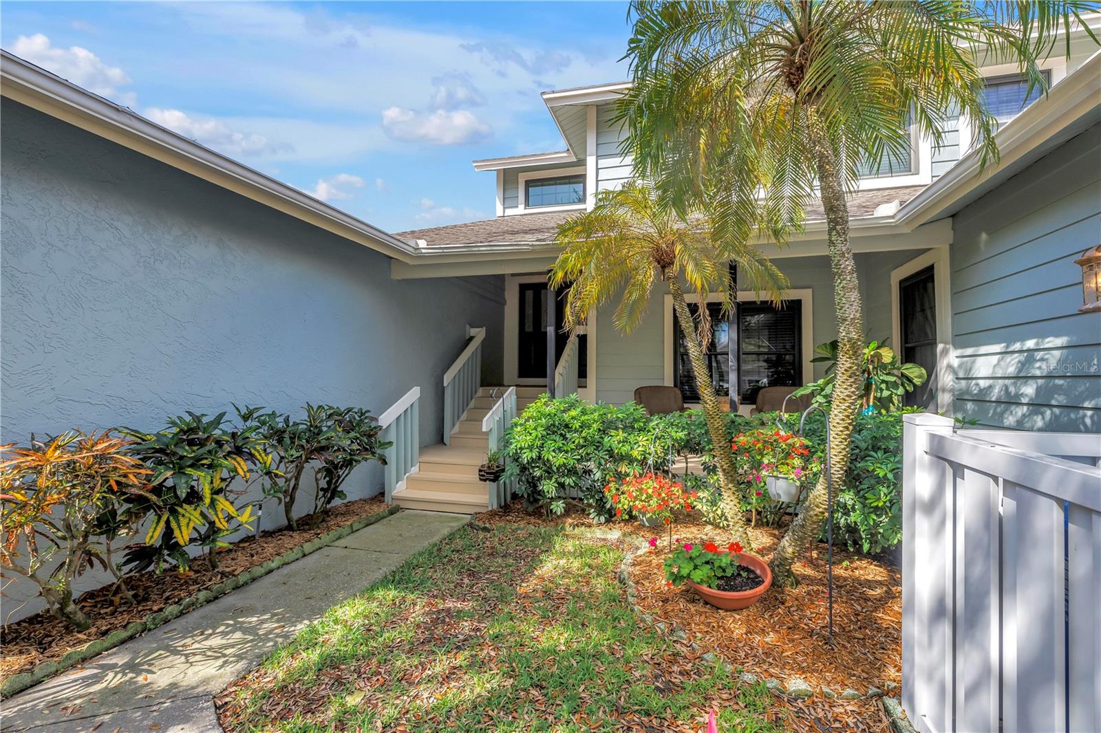 Image 20 of 41 For 812 Amelia Court Ne