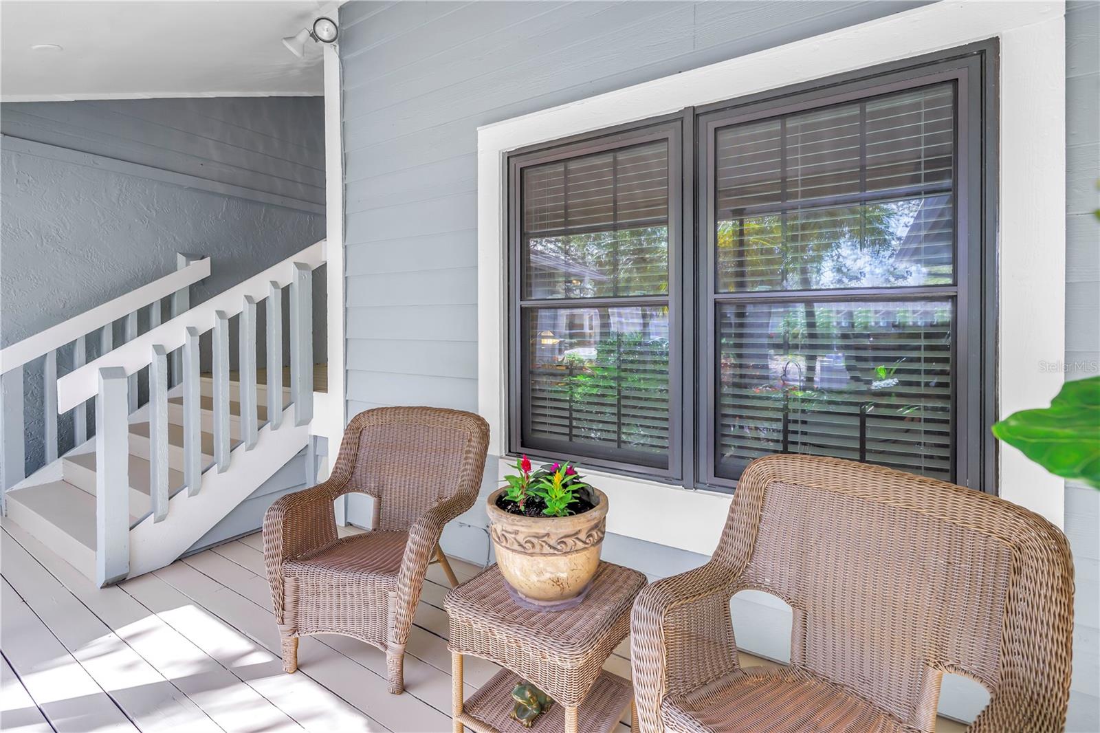 Image 22 of 41 For 812 Amelia Court Ne