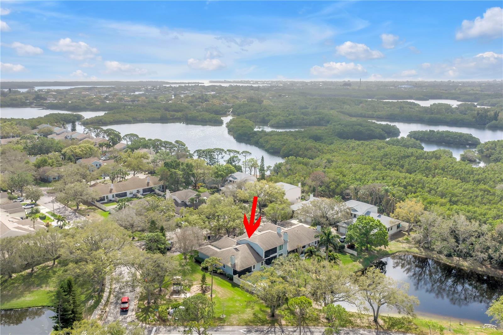 Image 34 of 41 For 812 Amelia Court Ne