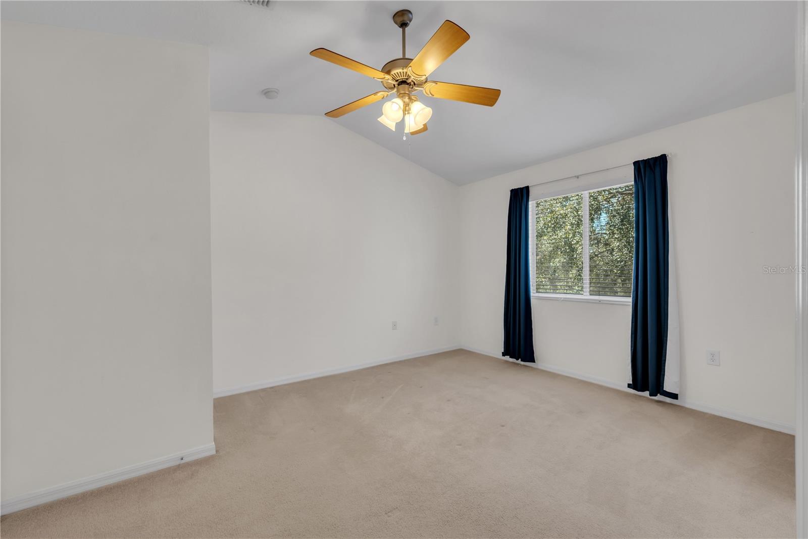 Image 18 of 28 For 20408 Needletree Drive