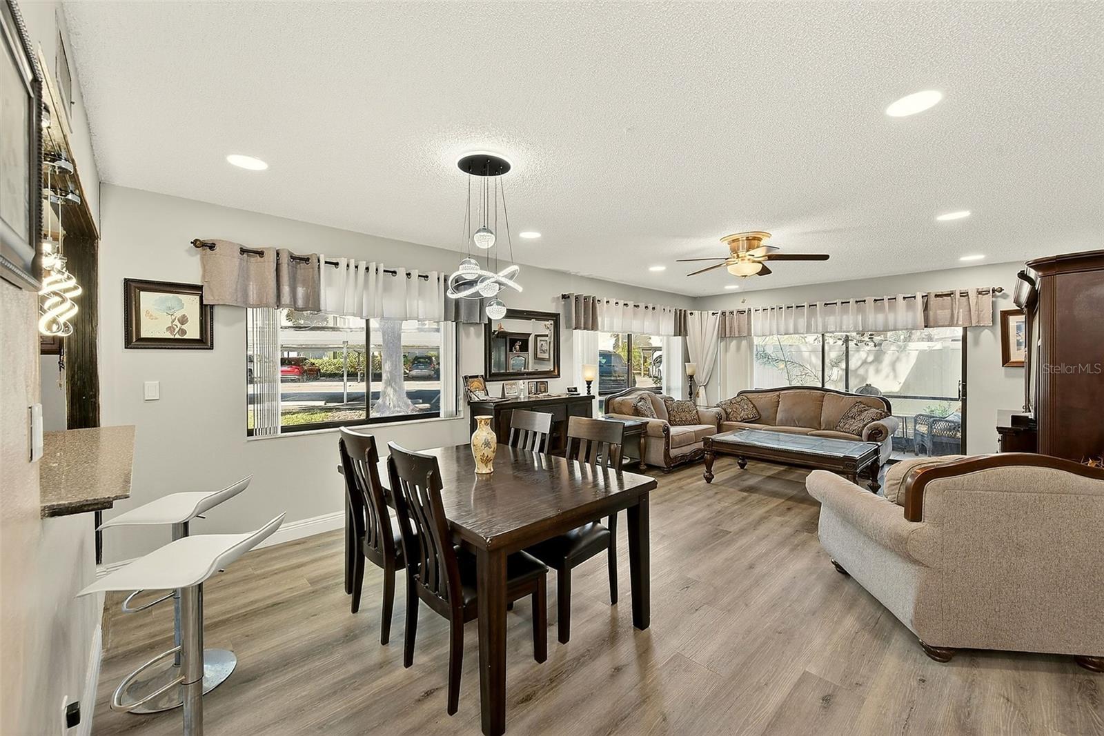 Image 4 of 32 For 700 Starkey Road 1216