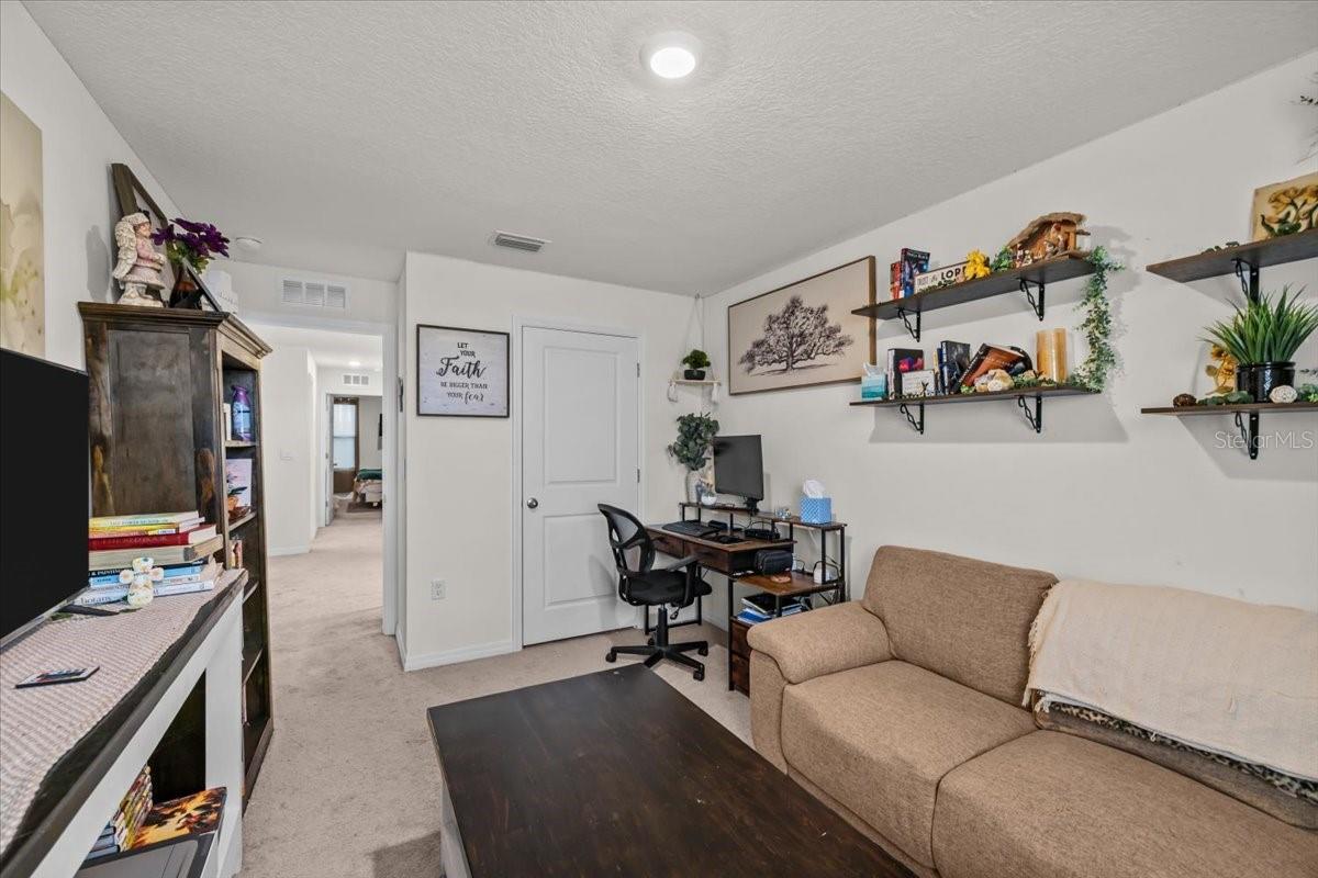 Image 25 of 39 For 12148 White Cypress Place