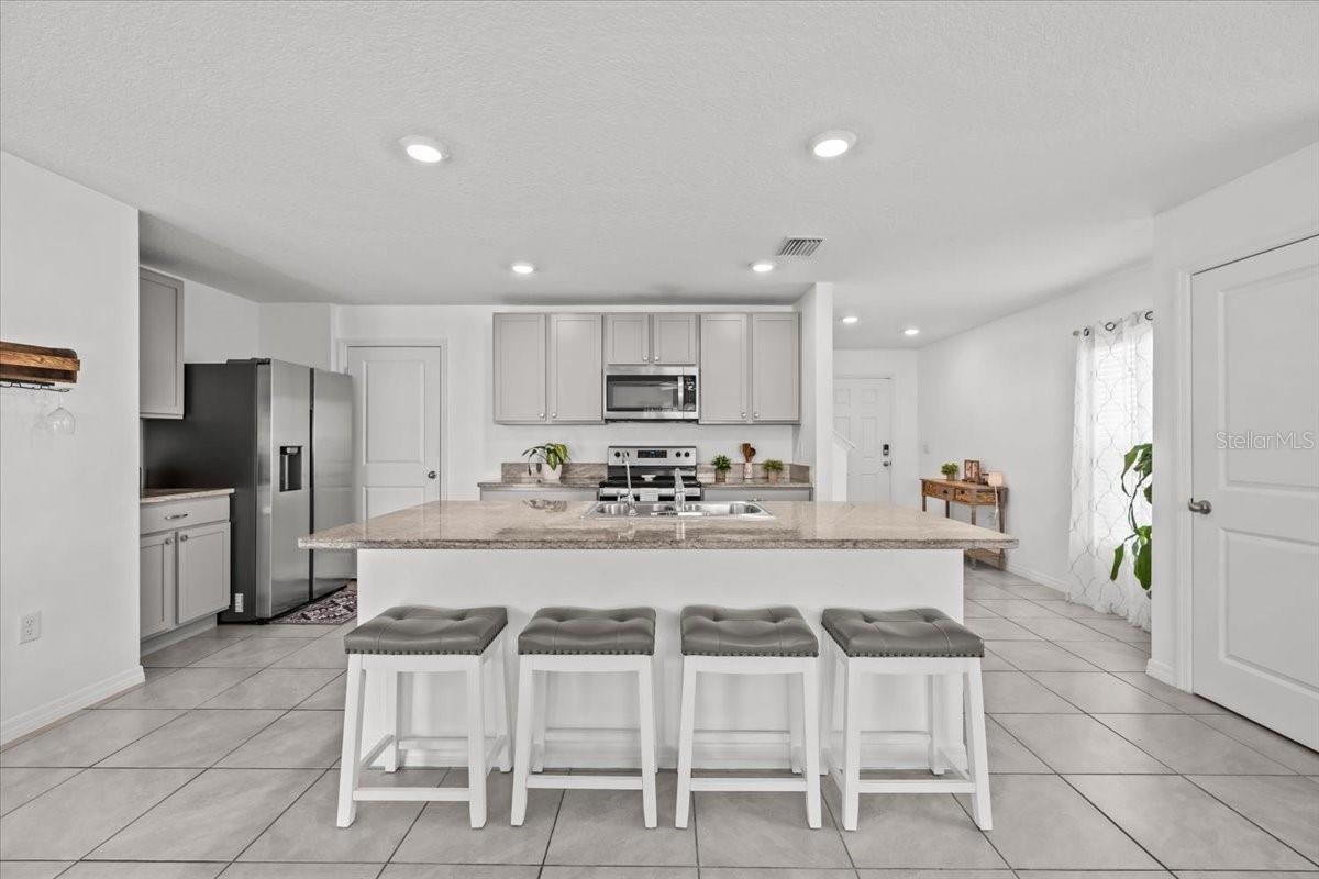 Image 7 of 39 For 12148 White Cypress Place