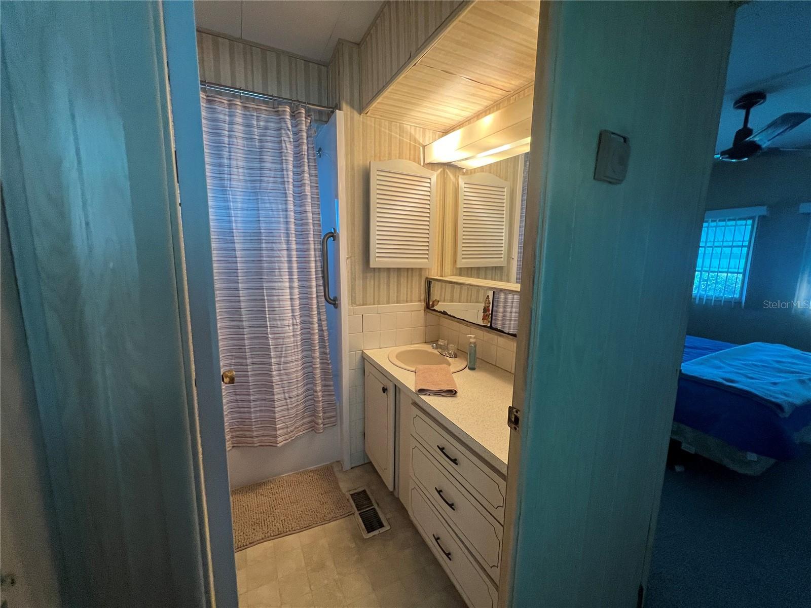 Image 16 of 30 For 1500 County Road 1  44