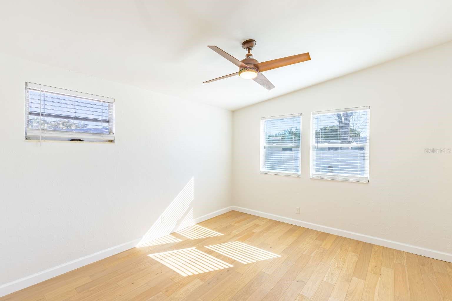 Image 13 of 24 For 2110 Alcazar Way S