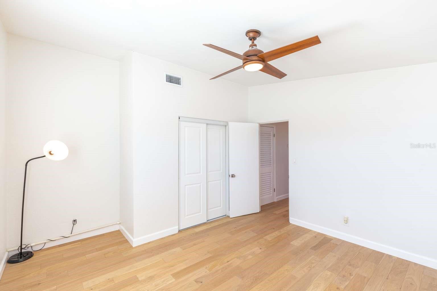 Image 14 of 24 For 2110 Alcazar Way S