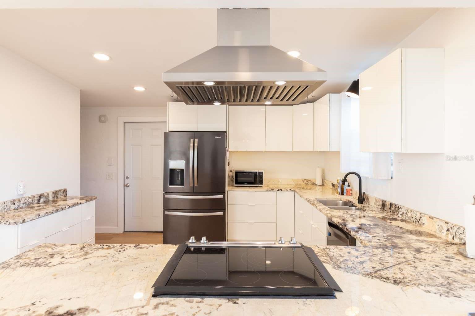 Image 6 of 24 For 2110 Alcazar Way S