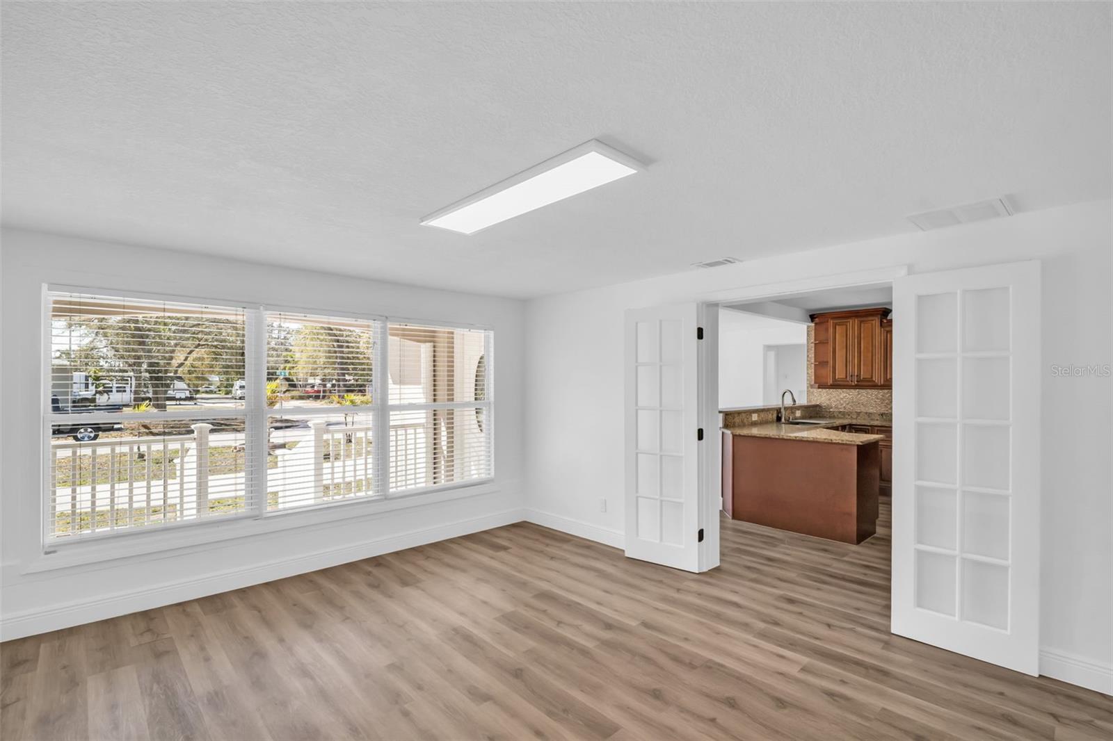 Image 13 of 50 For 4767 26th Avenue N