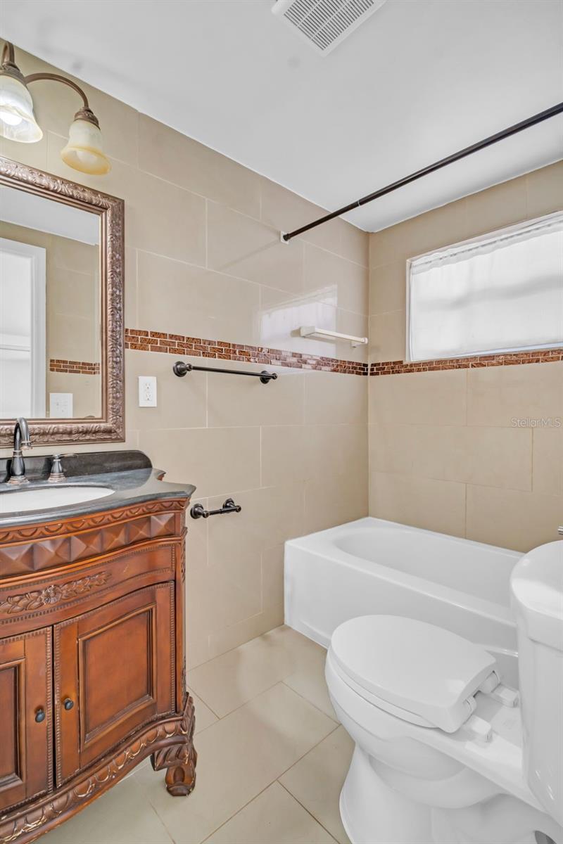 Image 20 of 50 For 4767 26th Avenue N