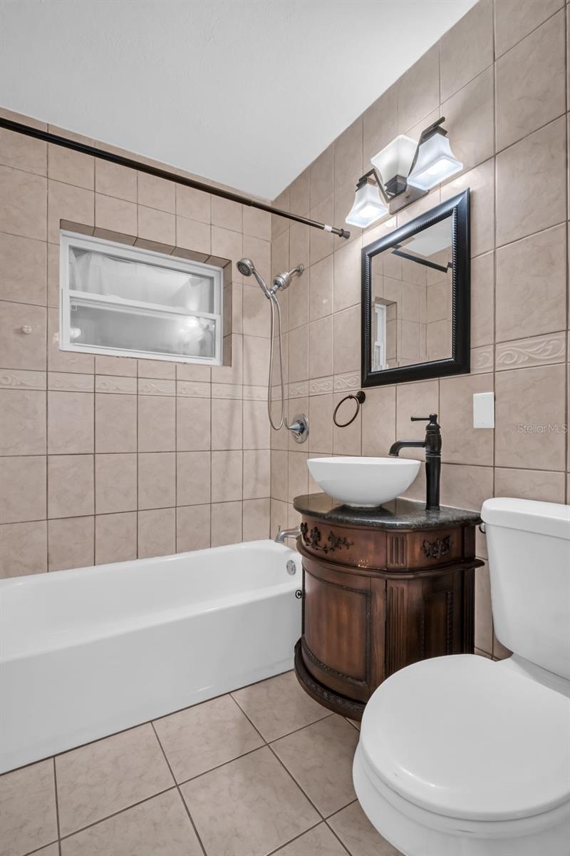 Image 24 of 50 For 4767 26th Avenue N