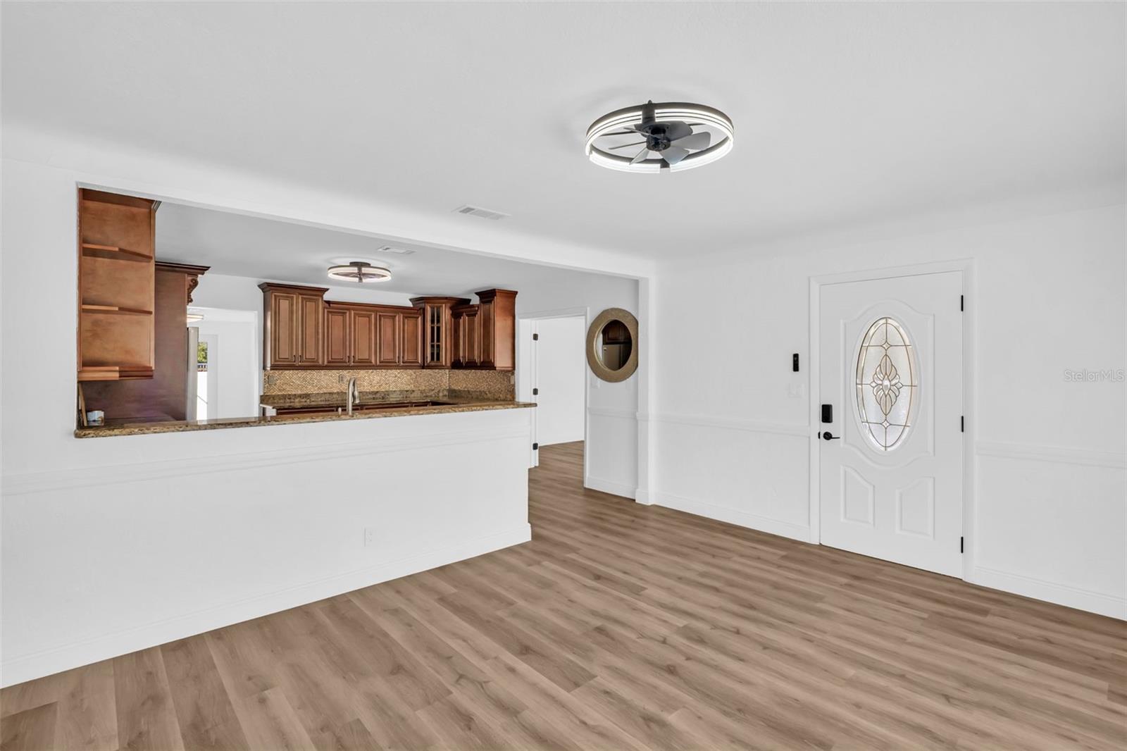 Image 7 of 50 For 4767 26th Avenue N