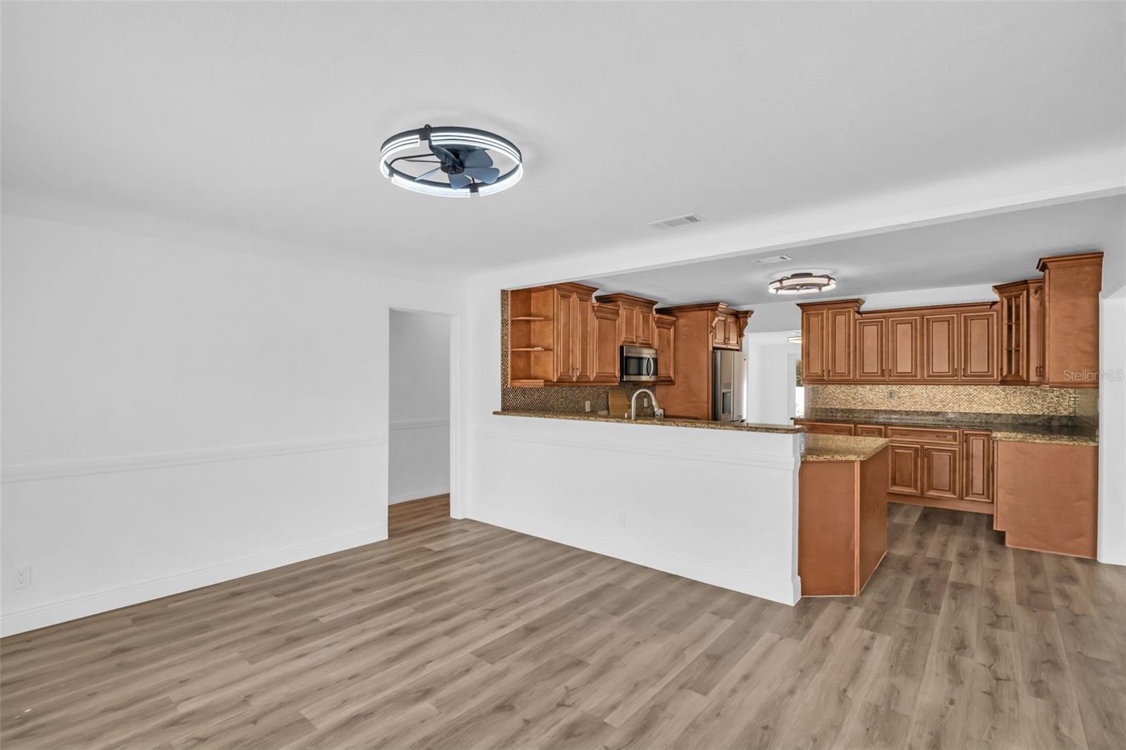 Image 8 of 50 For 4767 26th Avenue N